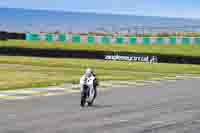 anglesey-no-limits-trackday;anglesey-photographs;anglesey-trackday-photographs;enduro-digital-images;event-digital-images;eventdigitalimages;no-limits-trackdays;peter-wileman-photography;racing-digital-images;trac-mon;trackday-digital-images;trackday-photos;ty-croes